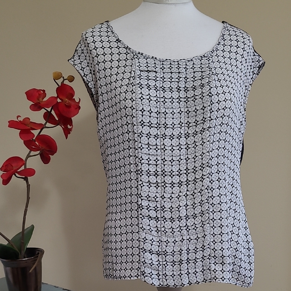 Worthington Sleeveless Top Dressy Tank Pullover Gray White Black Petite Large PL